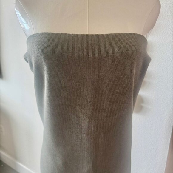 Oak and Fort Olive Tube Top (XL) – Versatile Summer Staple – NWT - Picture 3 of 3
